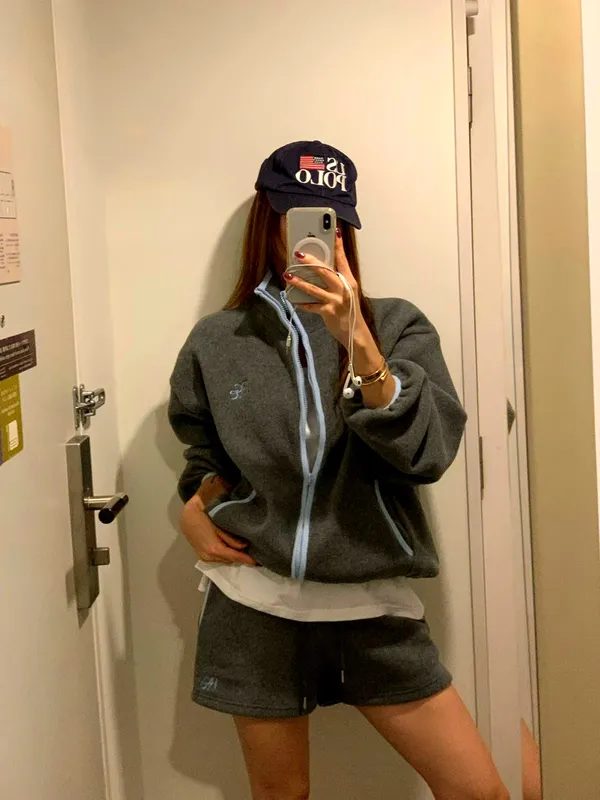 Fashionable Casual Hoodie, Comfortable and Versatile for Spring and Autumn