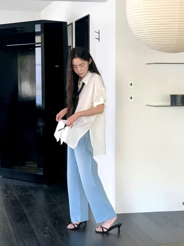 Casual Loose-Fit Shirt for Women, Lightweight and Breathable, Perfect for Summer Wear