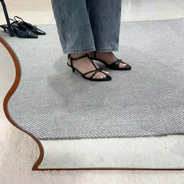 Elegant Pointed Toe Strappy High Heels, Fashionable and Versatile
