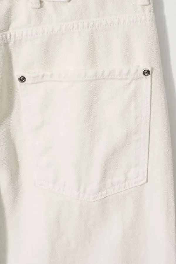 Stylish White Jeans - Comfort and Versatility