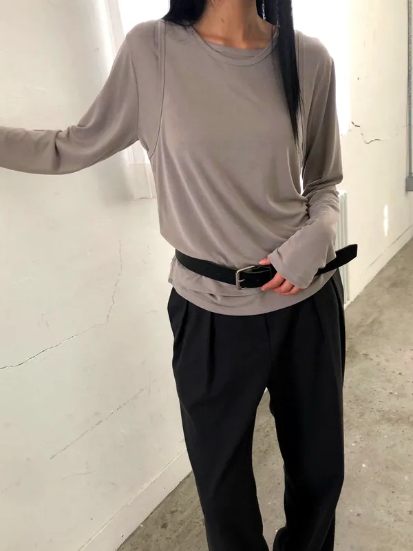 Stylish and Minimalist Long Sleeve T-Shirt, Comfortable and Breathable for Everyday Wear
