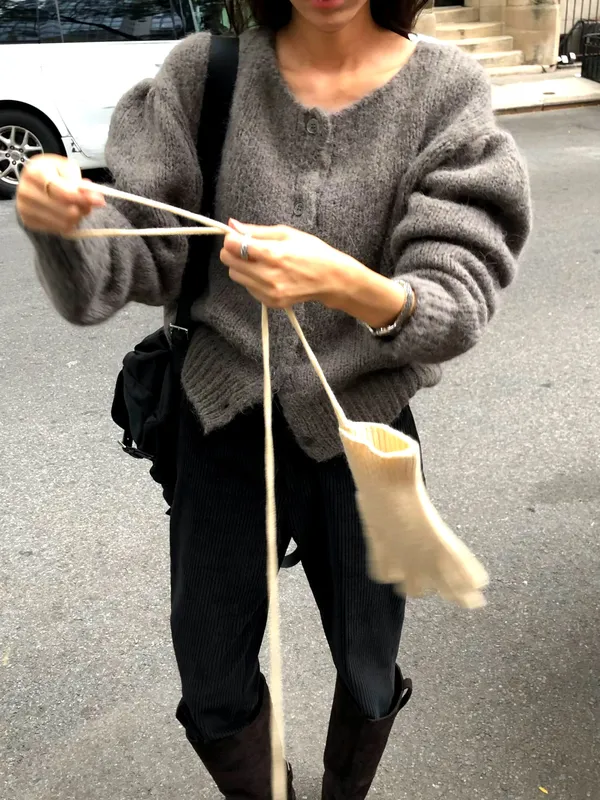 Soft and Comfortable Sweater to Warm Your Autumn and Winter