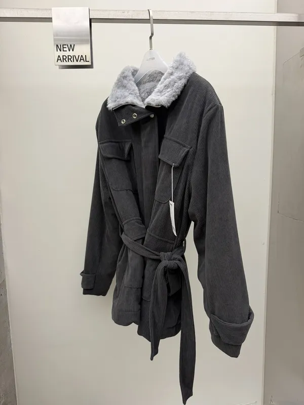 Trendy Loose Coat with Lamb Wool Collar
