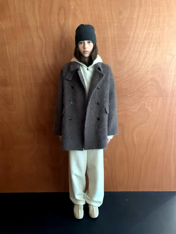 Stylish and Elegant Women's Coat, Warm and Comfortable, Perfect for Winter