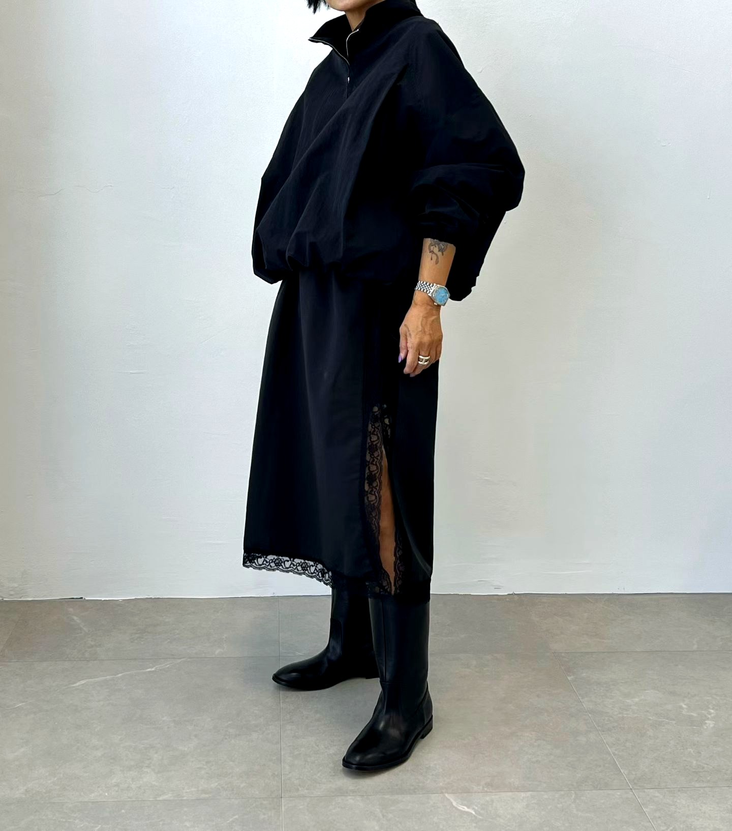 Stylish Minimalist Black Women's Jacket - Comfortable and Versatile New Arrival