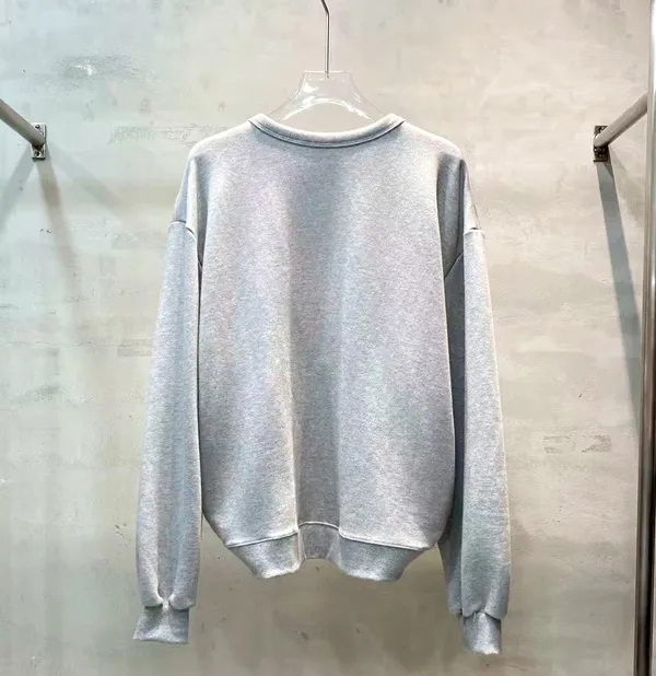 Comfortable Casual Gray T-Shirt, Effortlessly Pairs with Everyday Styles