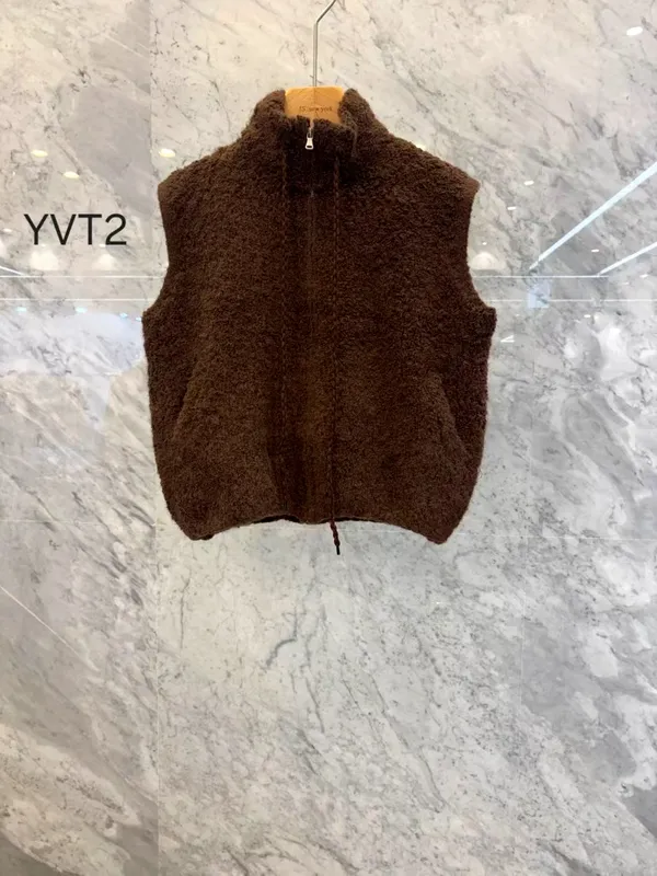 Stylish Women's Vest Jacket, Comfortable and Warm, Available in Four Colors