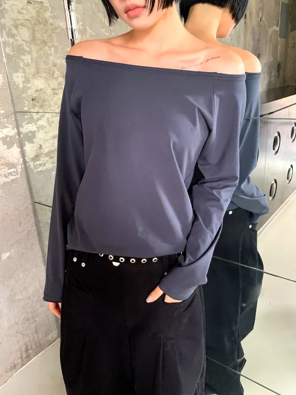 Stylish and Simple Off-Shoulder T-Shirt, Comfortable and Versatile