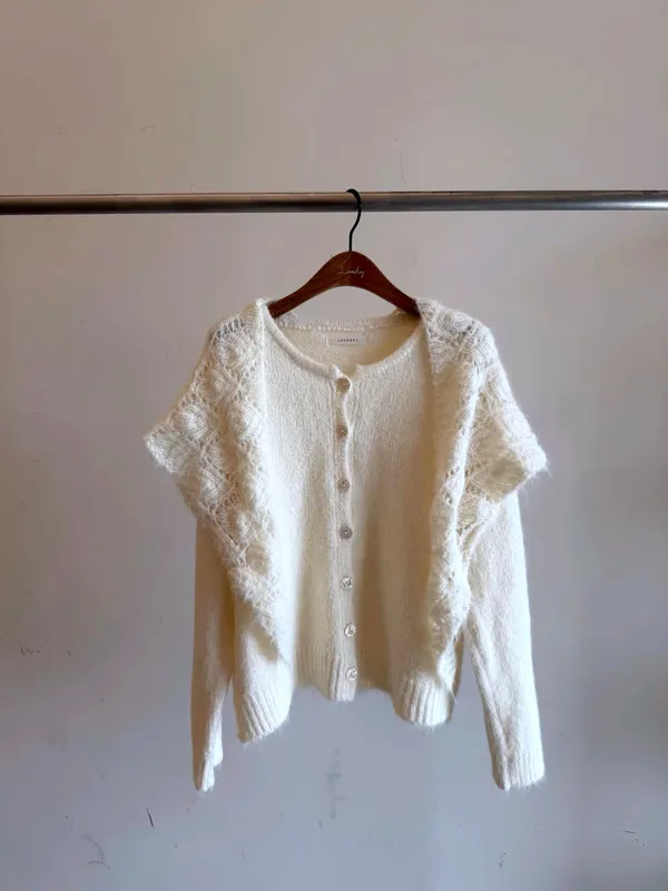 Elegant Knitted Cardigan for Women - Comfortable and Breathable, Perfect for Any Outfit