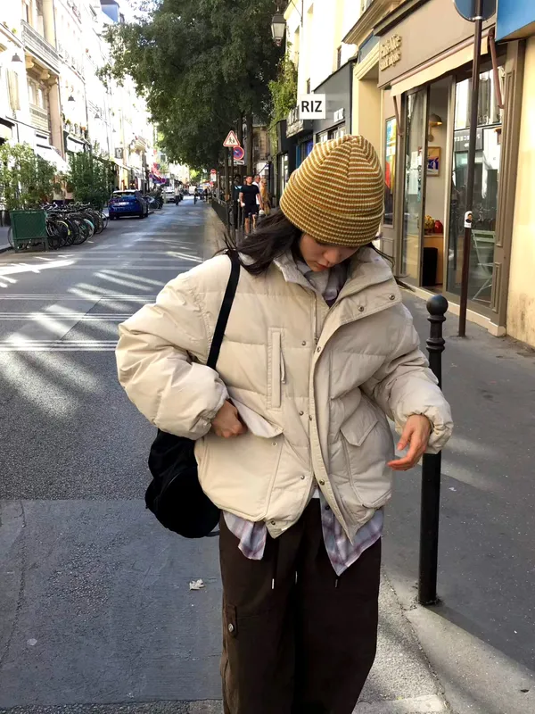 Stylish Warm Women's Down Jacket - Lightweight and Comfortable