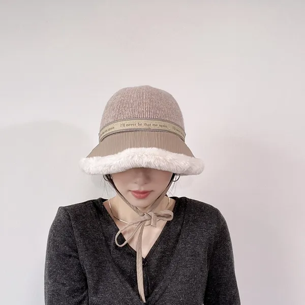 Mũ len ấm áp thời trang, phong cách thanh lịch