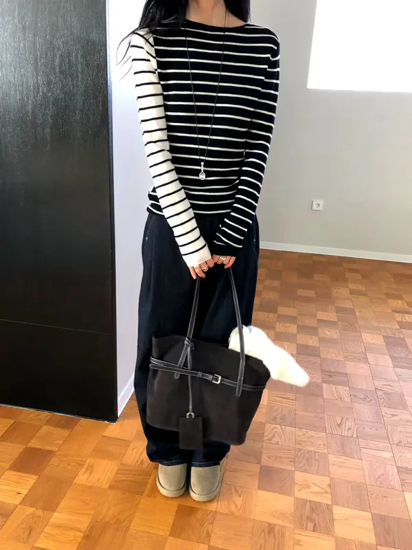 Classic Striped Women's Top - Comfortable and Versatile