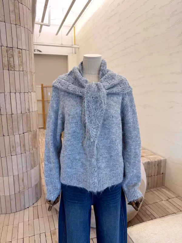 Soft and Comfortable Women's Sweater, Fashionable and Versatile