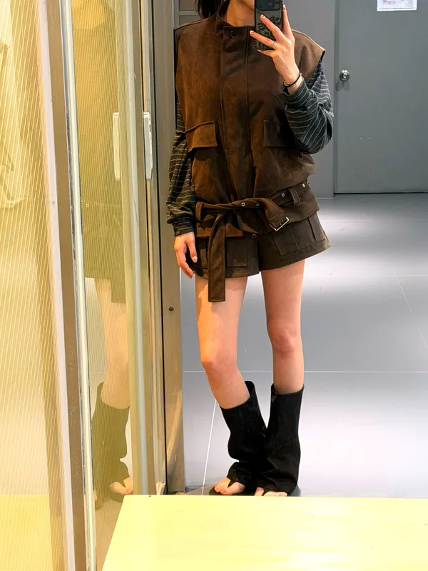 Trendy Casual Women's Top with Leather Patchwork Design