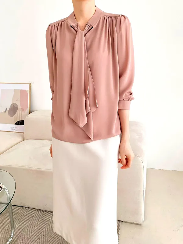 Elegant Women's Top with Lightweight Silk Design