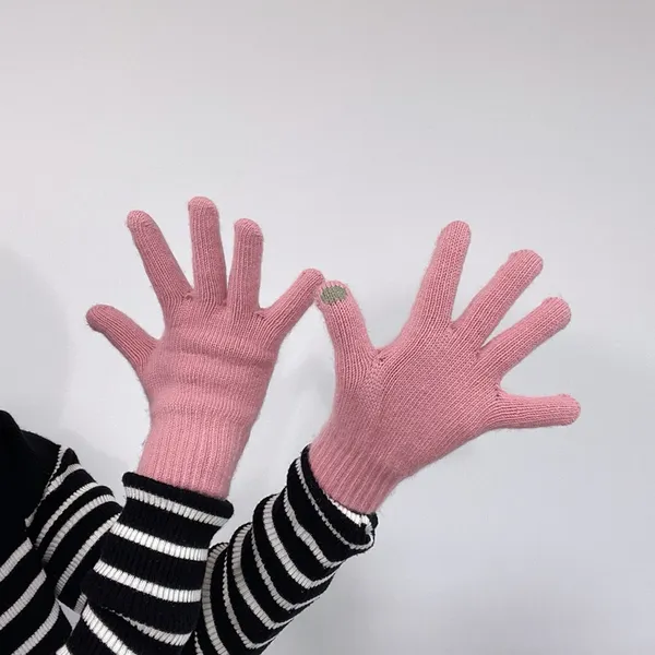 Warm and Comfortable Pink Women's Gloves, Fashionable and Versatile