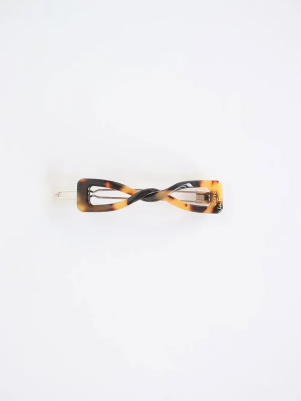 Chic Interlocking Hair Clip - Elegant Accessory for Everyday and Parties