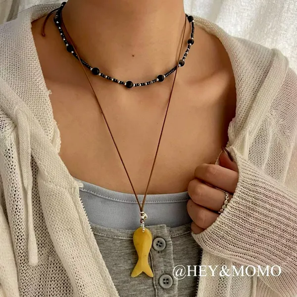 Stylish Fish-Shaped Pendant Necklace - An Elegant Accessory Necklace
