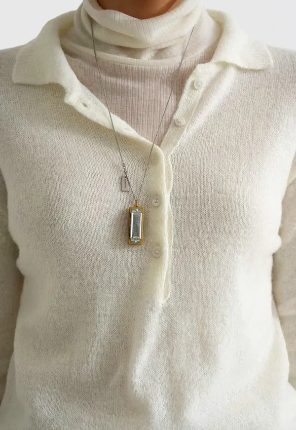 Elegant and Minimalist Women's Sweater, Soft and Comfortable, Perfect Match