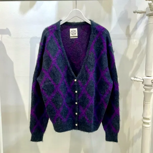 Stylish Men's Cardigan Sweater with Classic Diamond Pattern, Comfortable and Warm