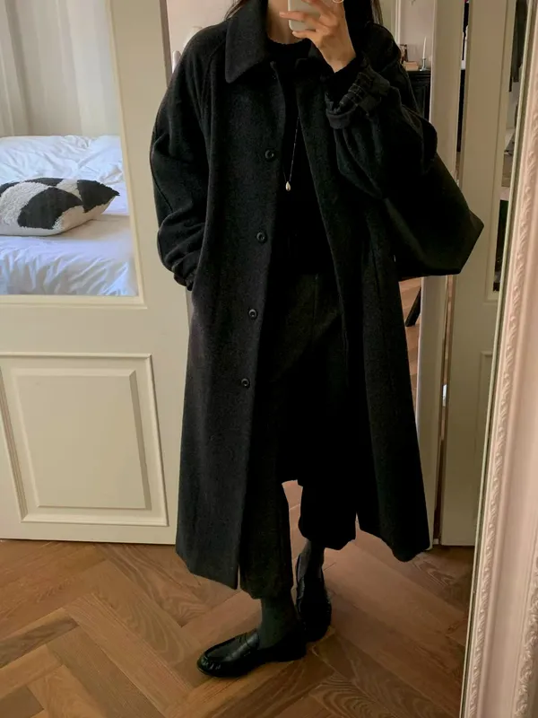 Elegant Women's Outerwear Coat - Fashionable and Versatile