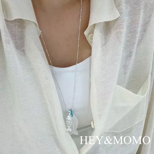 Stylish Minimalist Silver Pendant Necklace, Elegant Women's Accessory Necklace
