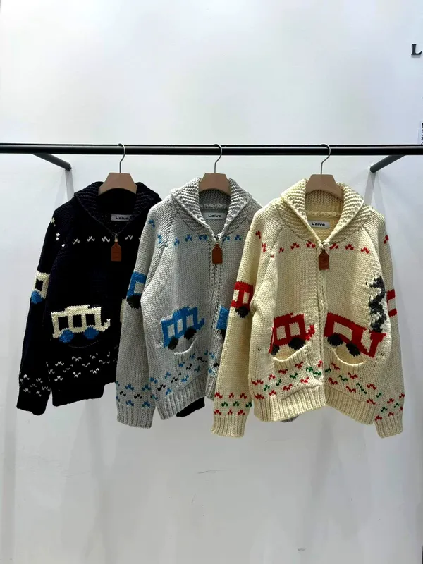 Cute Cartoon Pattern Sweater, Warm and Comfortable, A Must-Have for Autumn and Winter