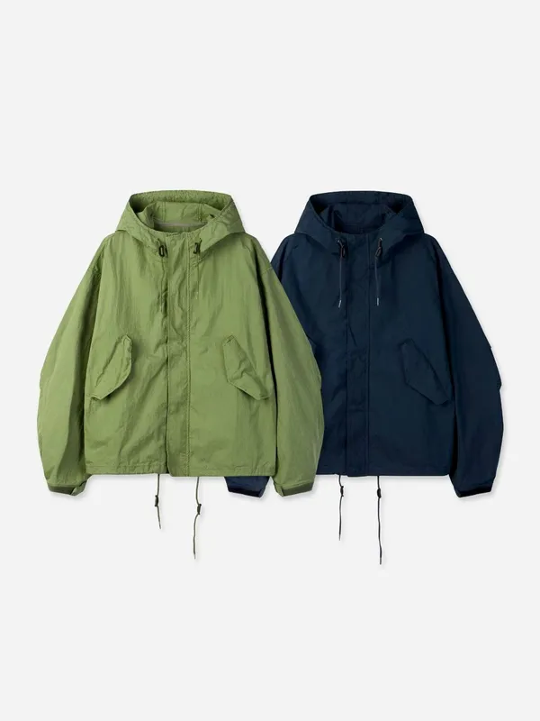 Stylish and Minimalist Men's Hooded Jacket, Windproof and Warm