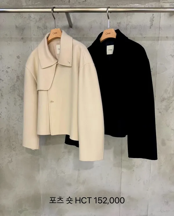 Stylish and Minimalist Women's Jacket - Elegant and Versatile