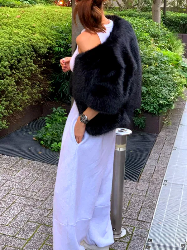 Stylish Women's Jacket with Elegant Plush Design