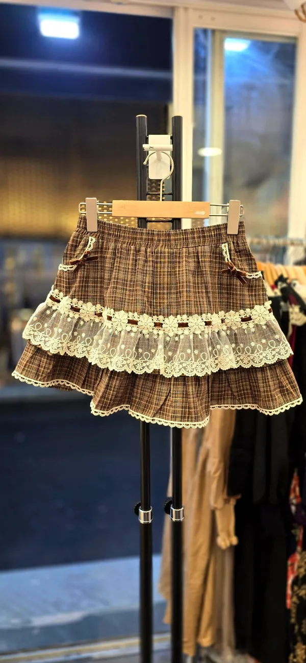 Sweet Lace-Trimmed Mini Skirt, Perfect for Casual Wear