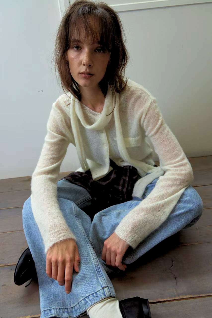 가볍고 통기성이 좋은 여성 상의, 우아하고 편안함