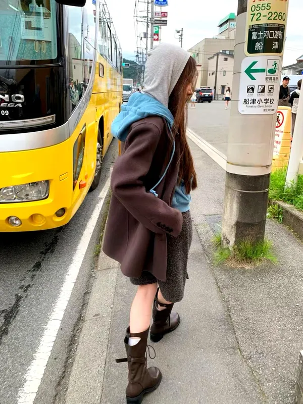 Stylish Women's Coat - Elegance and Warmth Combined