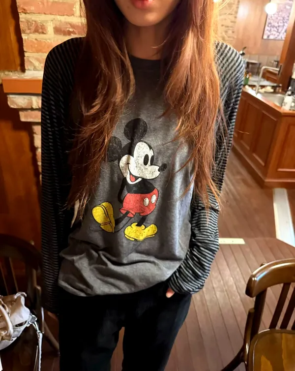 Cute Mickey Pattern Long Sleeve T-Shirt, Casual and Versatile