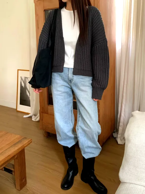 Fashionable Knitted Cardigan for Women - Warm, Comfortable, and Versatile Essential