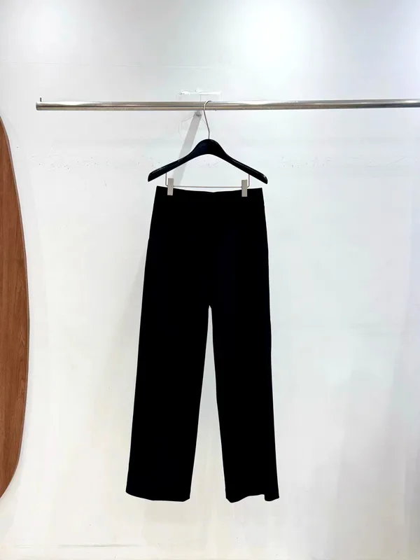 Classic Black Loose Pants for Women - Comfortable and Stylish