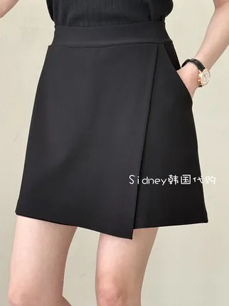 Stylish Black Midi Skirt - Elegant and Versatile