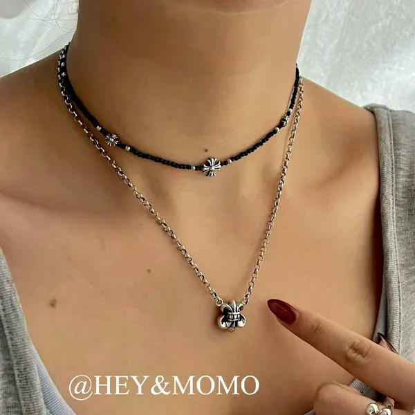 Stylish Women's Layered Necklace - Minimalist Design Necklace