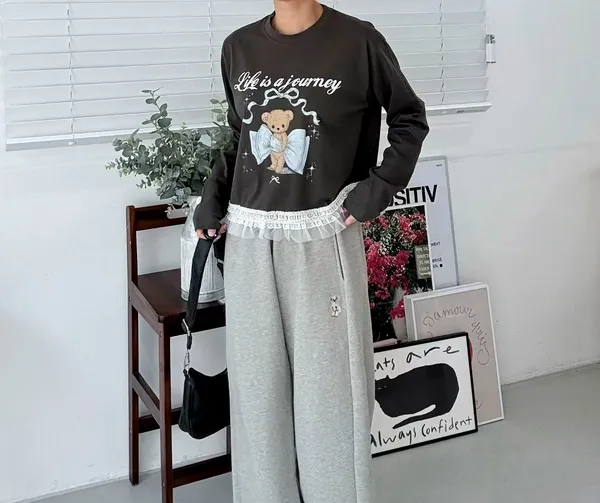 Cute Pattern Women's Long Sleeve T-Shirt, Comfortable Casual Style