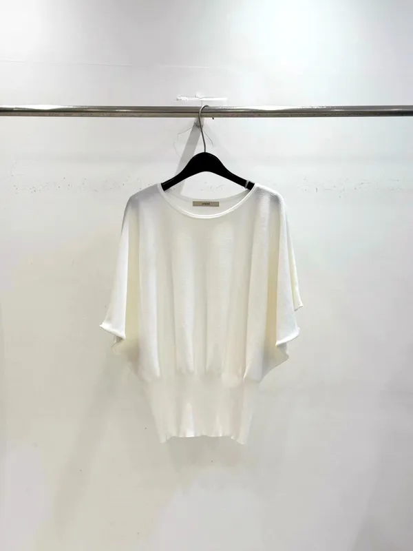 Lightweight and Breathable Women's Top, Fashionable and Versatile