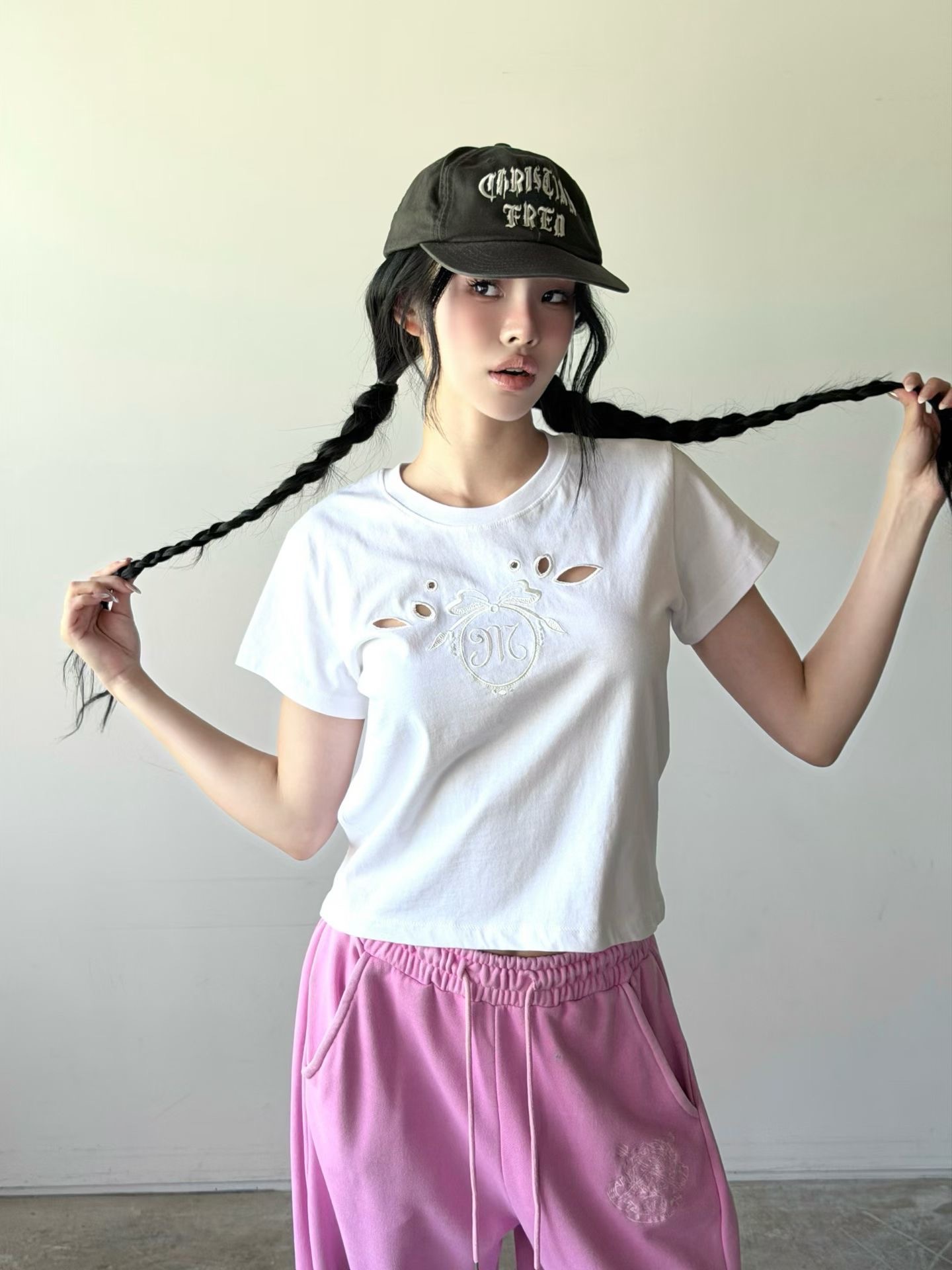 패셔너블한 캐주얼 여성 상의, 시스루 디자인, 편안하고 다재다능打折