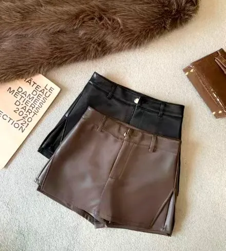 Stylish Women's Shorts with Elegant Slim Fit Design for Summer Wear