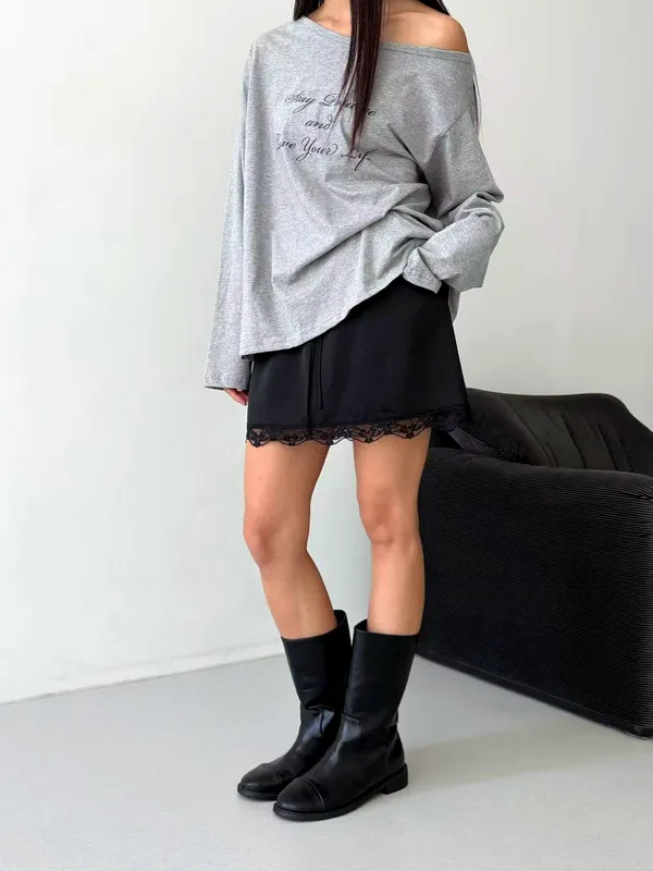 Trendy Casual Gray T-Shirt, Comfortable and Versatile