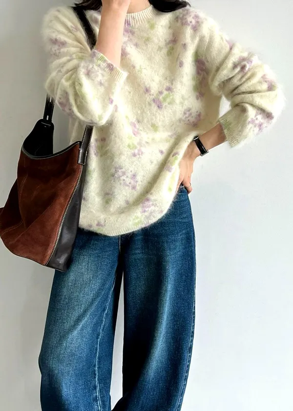 Spring Floral Pattern Sweater - Comfortable and Versatile