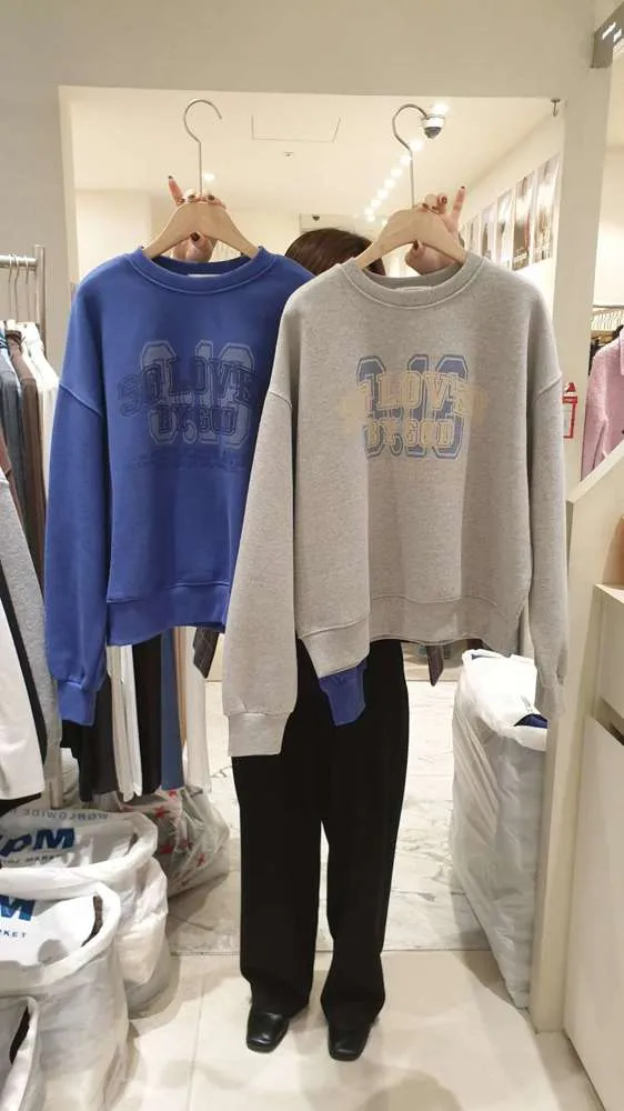 Trendy Loose Fit Printed Hoodie for Ultimate Comfort