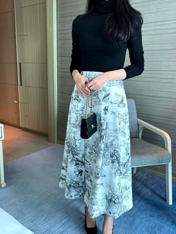 Elegant Printed Midi Skirt to Showcase Your Femininity