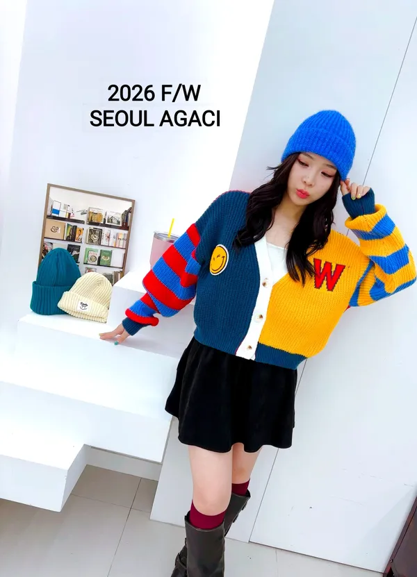 Stylish Color-Block Cardigan for Women, Warm and Comfortable, Must-Have for Autumn and Winter