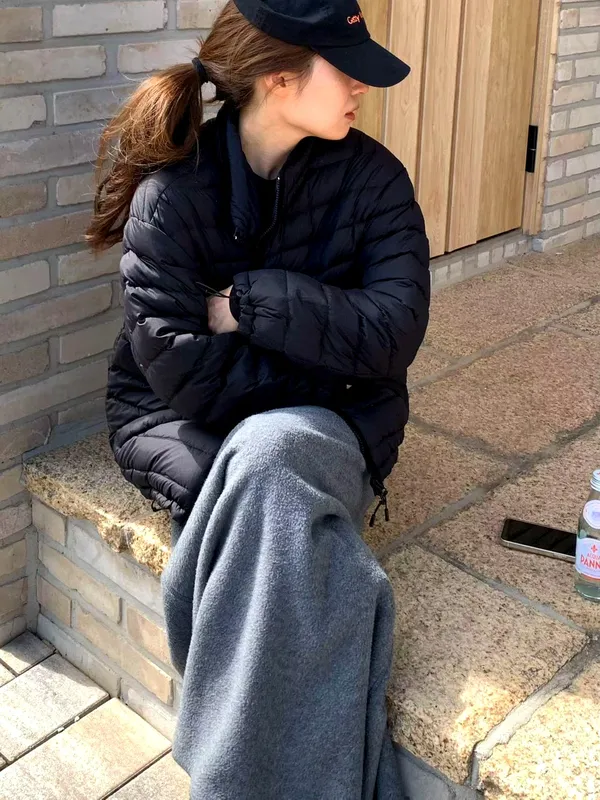 Fashionable Warm Women's Jacket, Lightweight and Comfortable