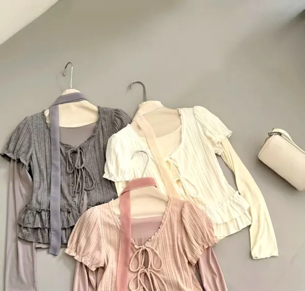 Stylish Women's Outfit Set - Elegant and Comfortable for Any Occasion