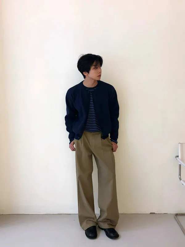 Stylish Men's Striped Top - Comfortable Casual Wear